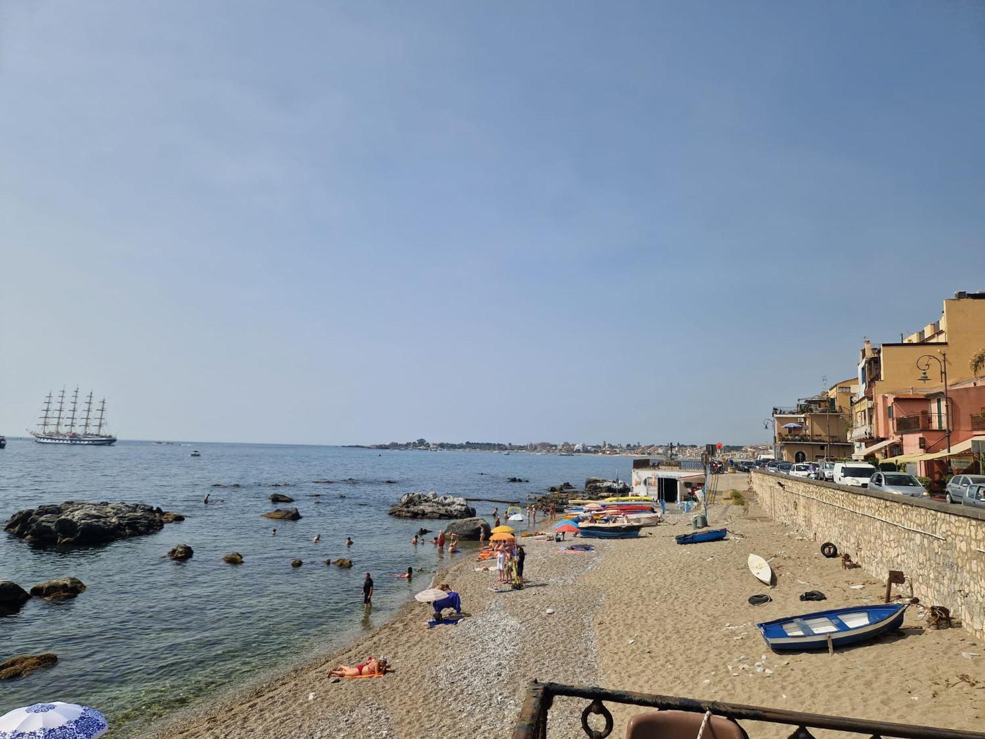 Ondina House Villa Giardini-Naxos Buitenkant foto